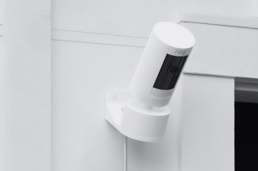 Ring bringt fernsteuerbare Kamerahalterung für die Stick Up Cam